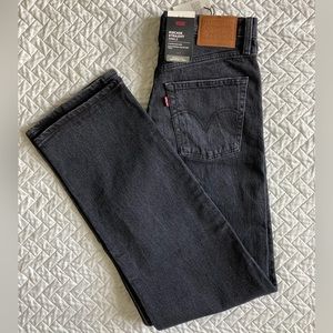 Levi’s Ribcage Straight Ankle in Black, Size 27x29